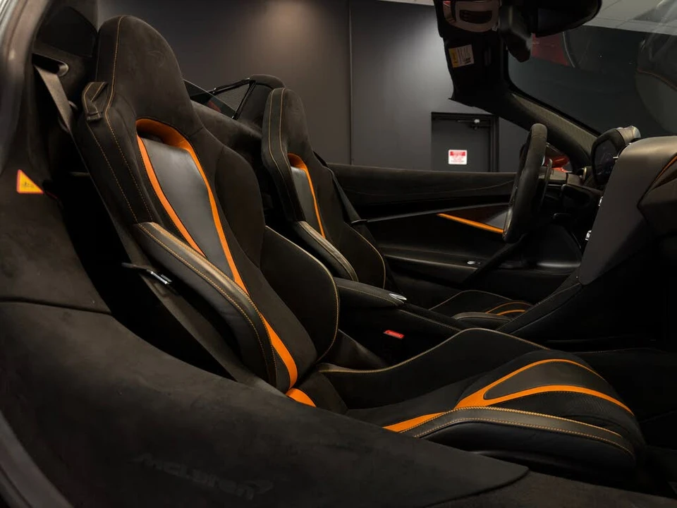 2021 McLaren 720S Spider - Image 25 of 31