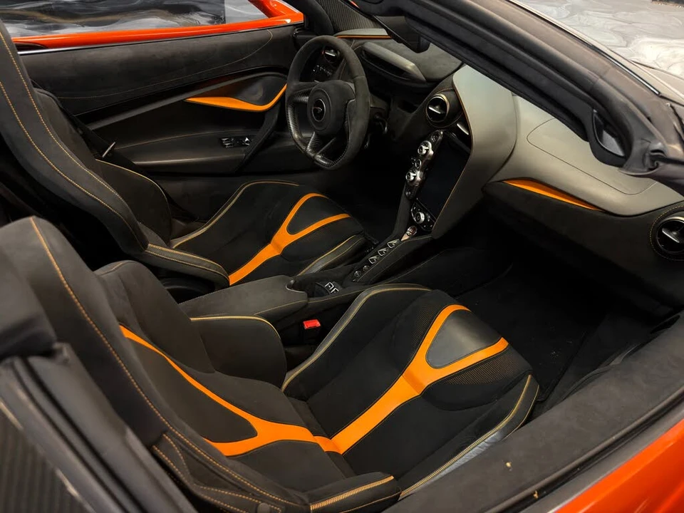 2021 McLaren 720S Spider - Image 18 of 31