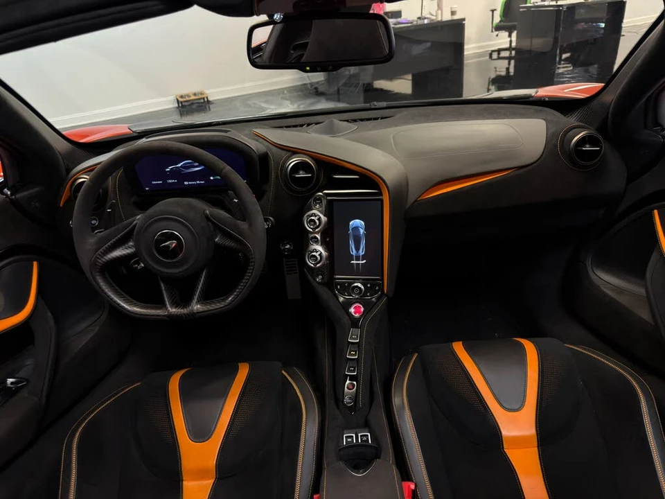 2021 McLaren 720S Spider - Image 26 of 31