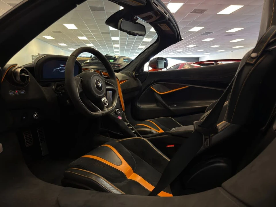 2021 McLaren 720S Spider - Image 22 of 31