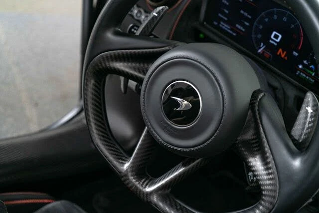 2021 McLaren 720S Spider - Image 23 of 31