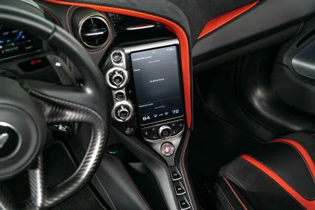 2021 McLaren 720S Spider - Image 19 of 31