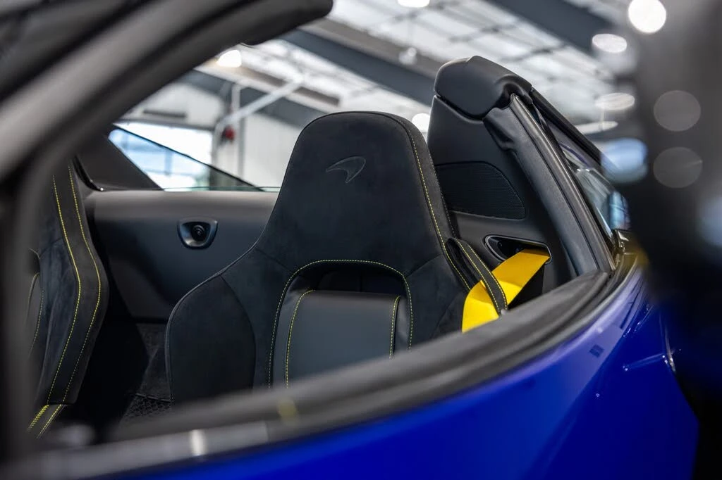 2021 McLaren 720S Spider - Image 24 of 31