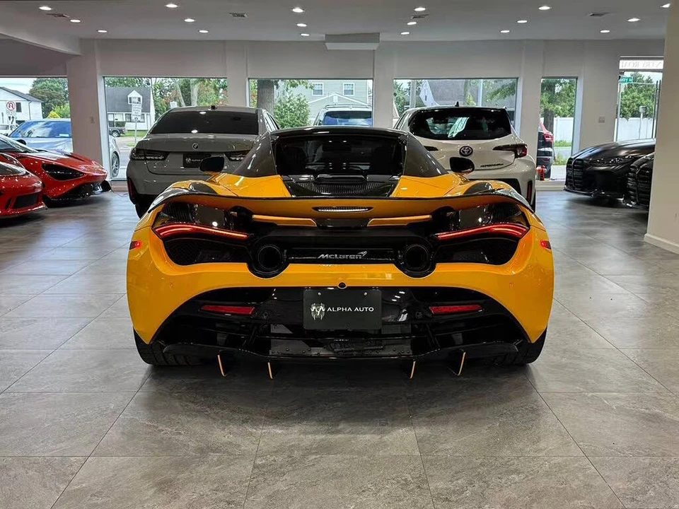 2021 McLaren 720S Spider - Image 14 of 30