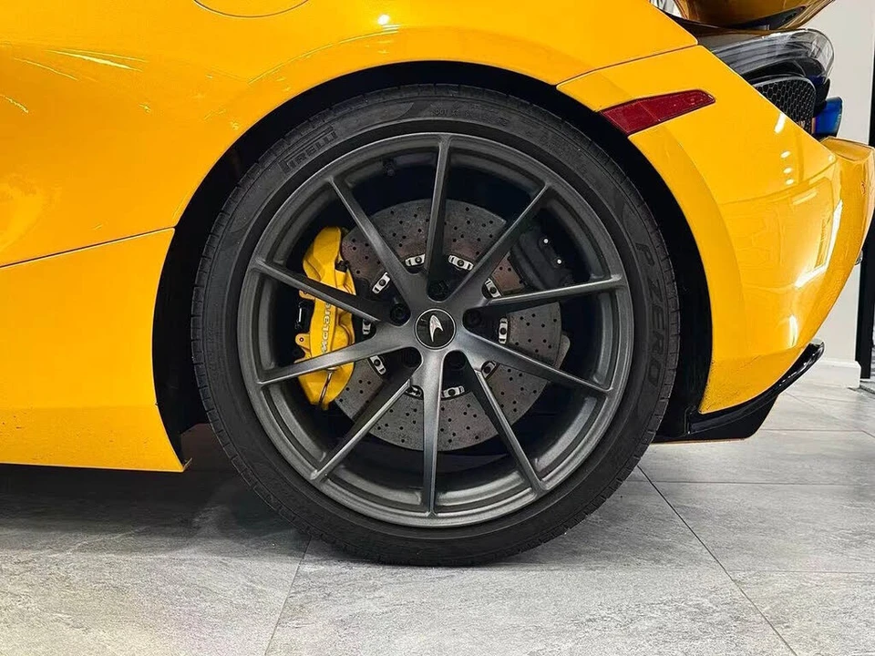 2021 McLaren 720S Spider - Image 28 of 30