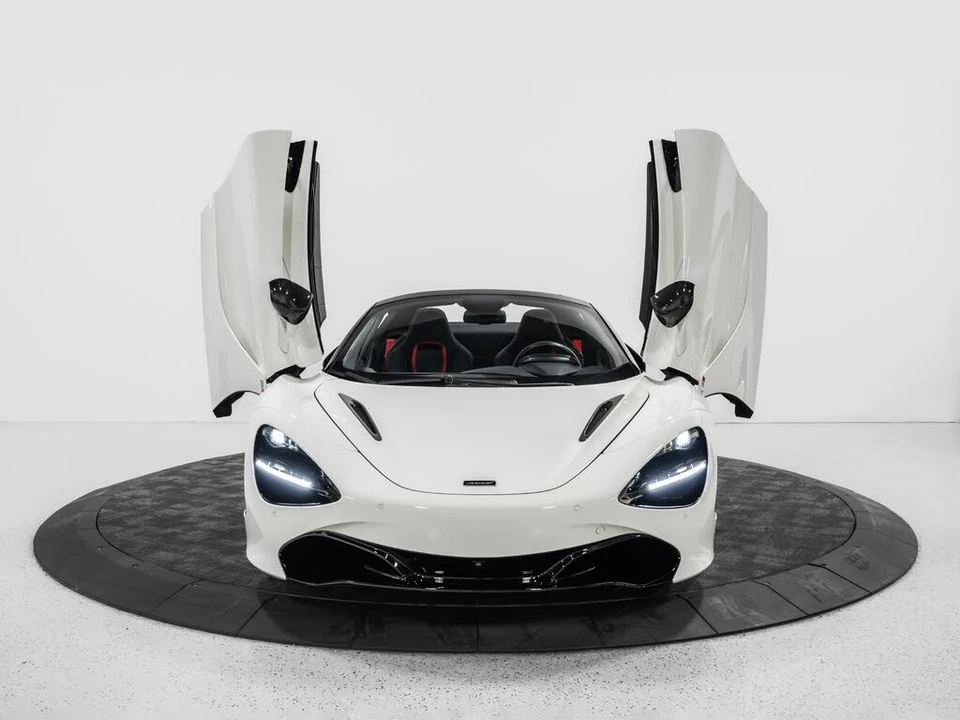 2021 McLaren 720S Spider - Image 15 of 31
