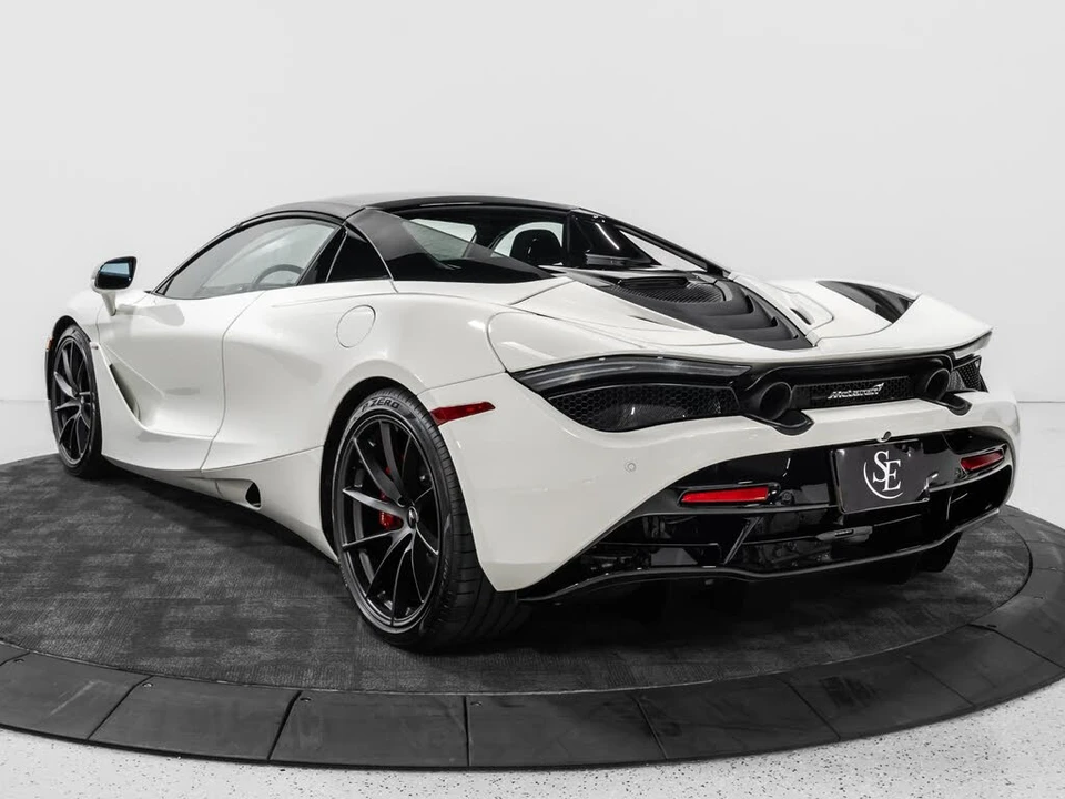 2021 McLaren 720S Spider - Image 20 of 31