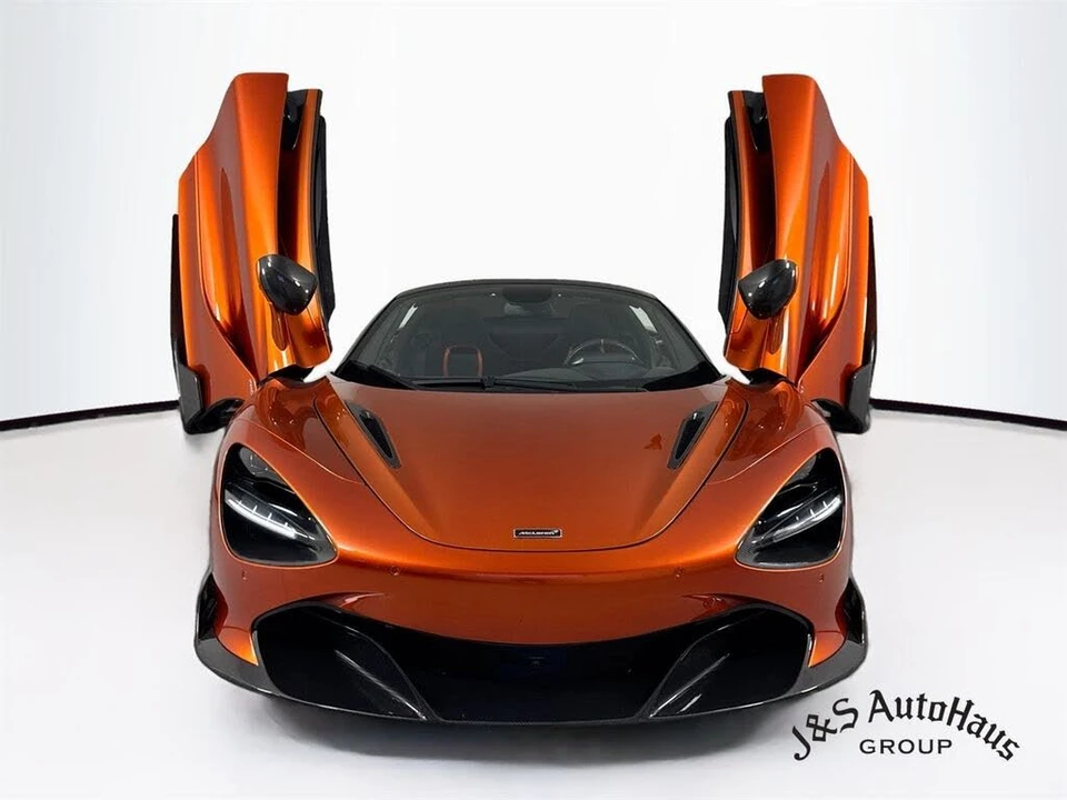 2021 McLaren 720S Spider - Image 2 of 31