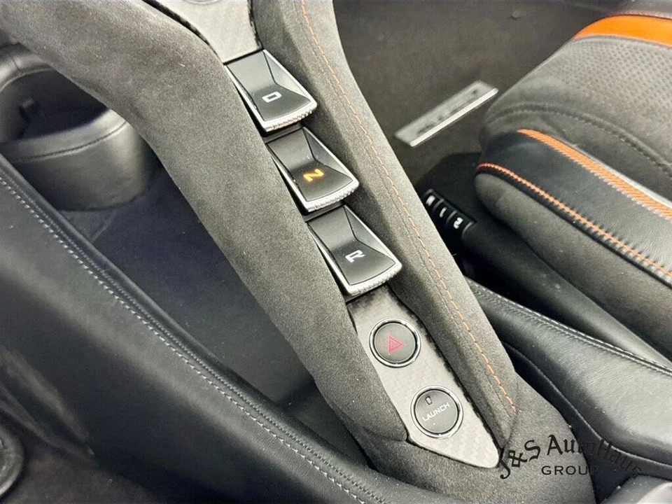 2021 McLaren 720S Spider - Image 21 of 31
