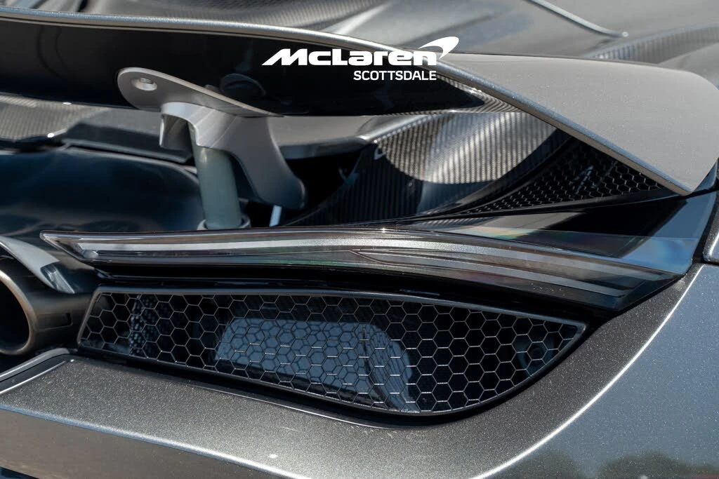 2021 McLaren 720S Spider - Image 28 of 31