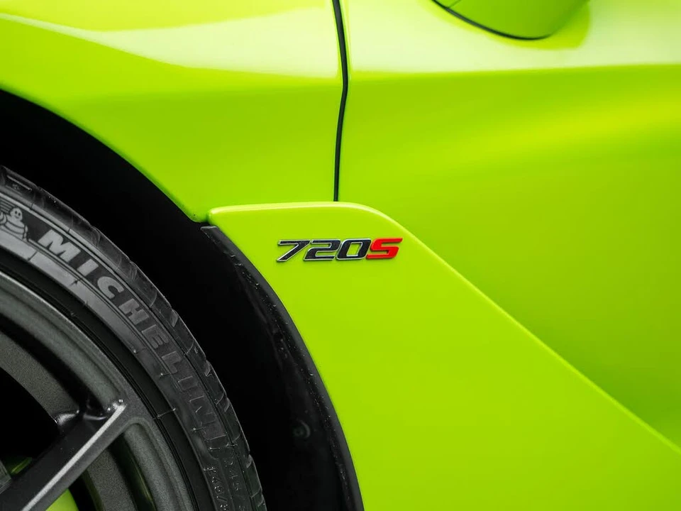 2021 McLaren 720S Spider - Image 26 of 31