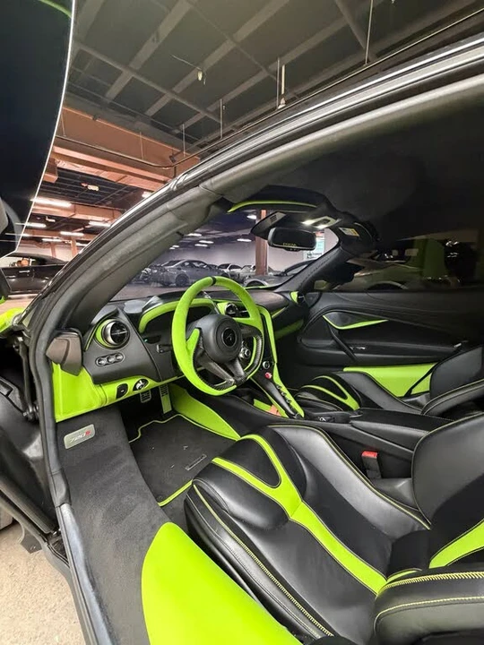 2021 McLaren 720S Spider - Image 7 of 9