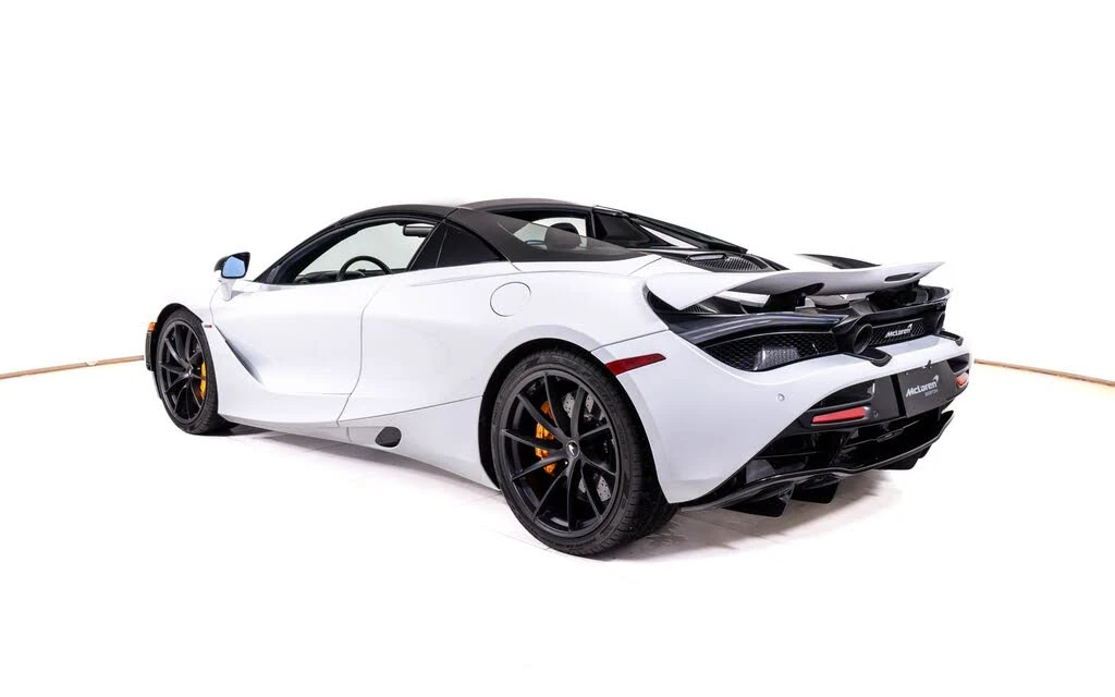 2021 McLaren 720S Spider - Image 4 of 27