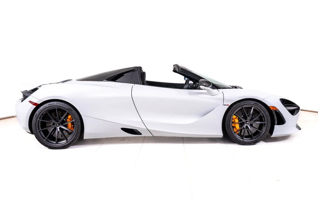 2021 McLaren 720S Spider - Image 8 of 27