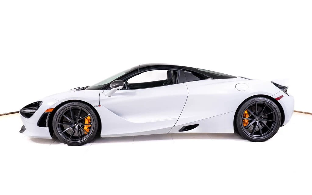 2021 McLaren 720S Spider - Image 3 of 27