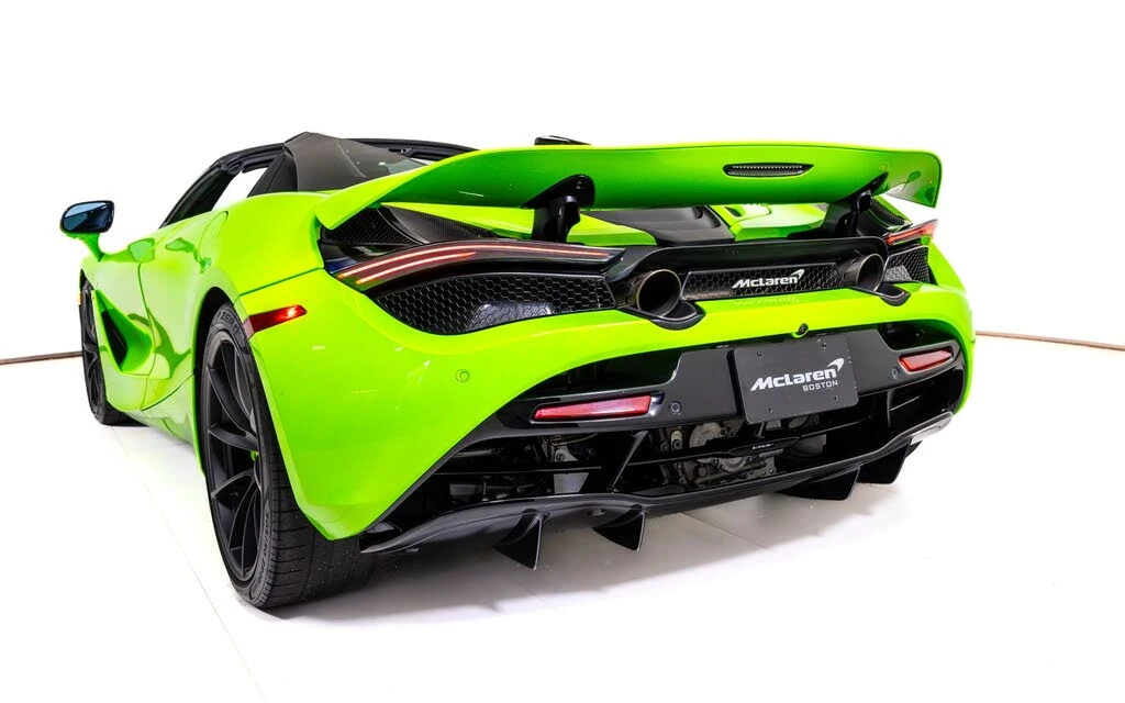 2021 McLaren 720S Spider - Image 13 of 29