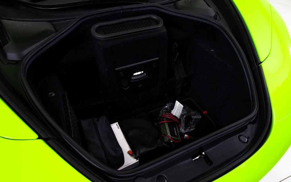 2021 McLaren 720S Spider - Image 29 of 29