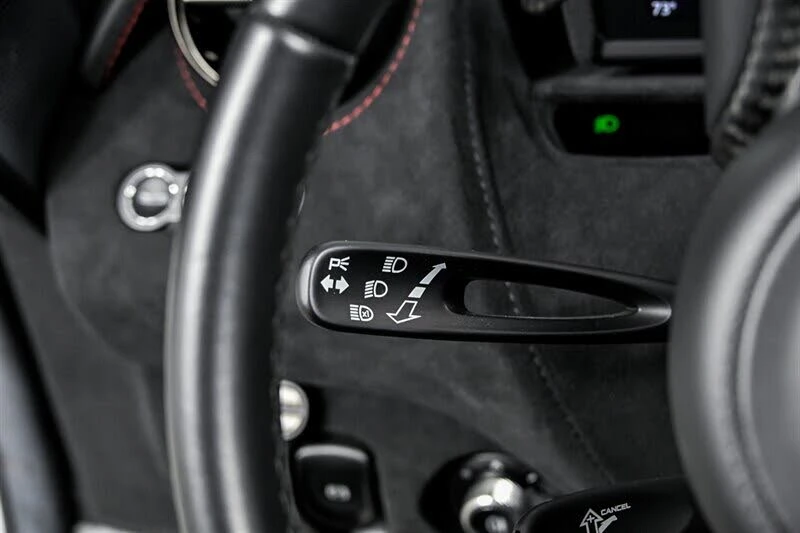 2021 McLaren 720S Spider - Image 28 of 31