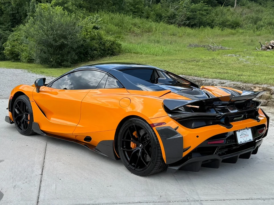 2021 McLaren 720S - Image 10 of 31