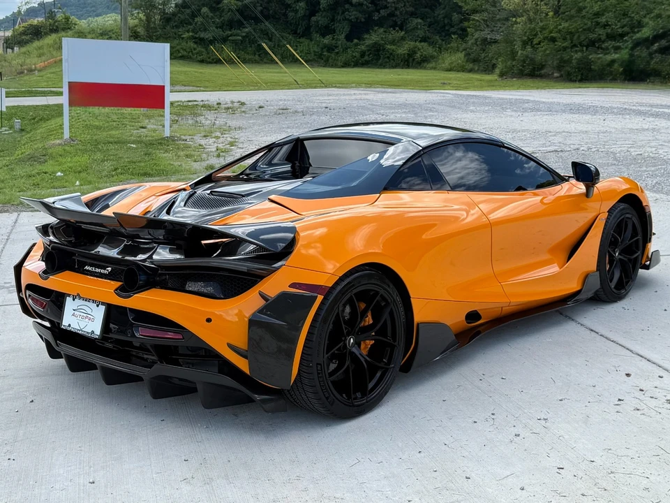 2021 McLaren 720S - Image 9 of 31