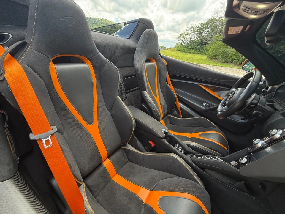 2021 McLaren 720S - Image 23 of 31