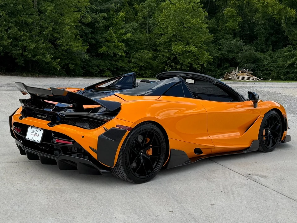 2021 McLaren 720S - Image 7 of 31
