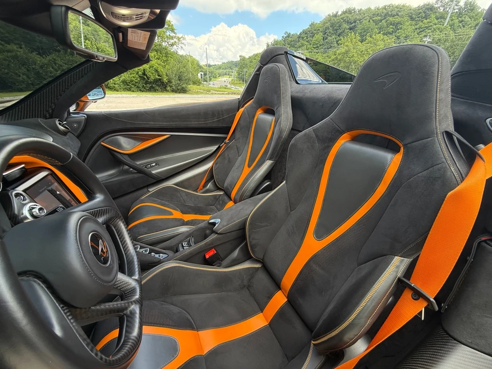 2021 McLaren 720S - Image 18 of 31