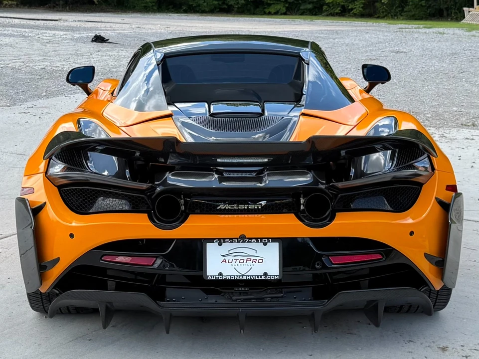 2021 McLaren 720S - Image 14 of 31