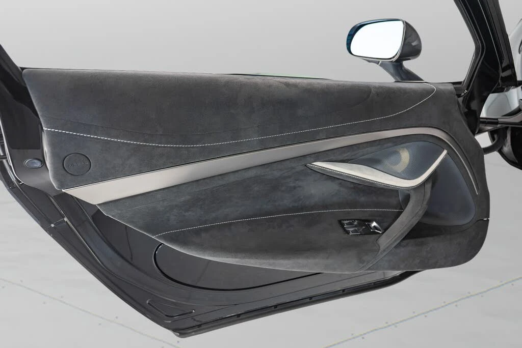 2021 McLaren 720S - Image 23 of 27