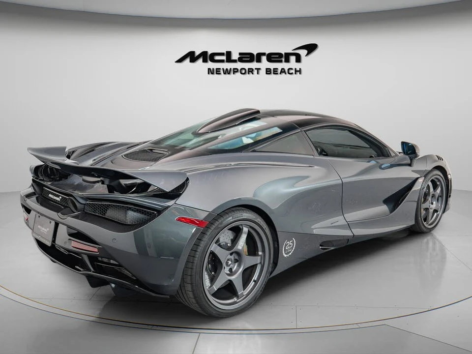 2021 McLaren 720S - Image 7 of 27