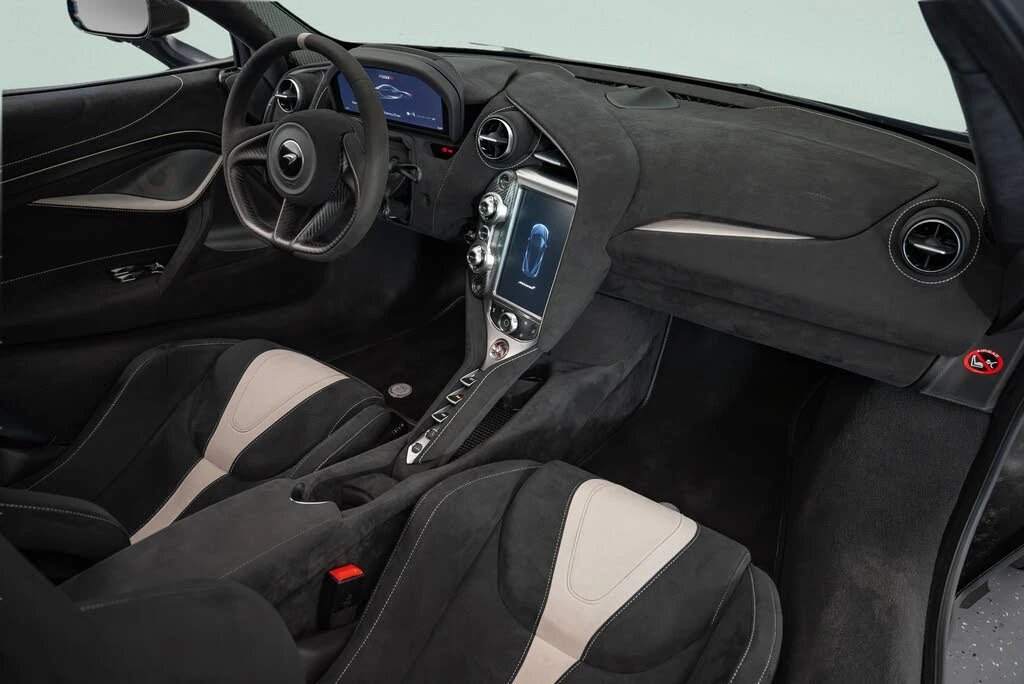 2021 McLaren 720S - Image 10 of 27