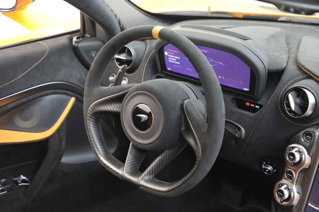 2021 McLaren 720S - Image 26 of 31