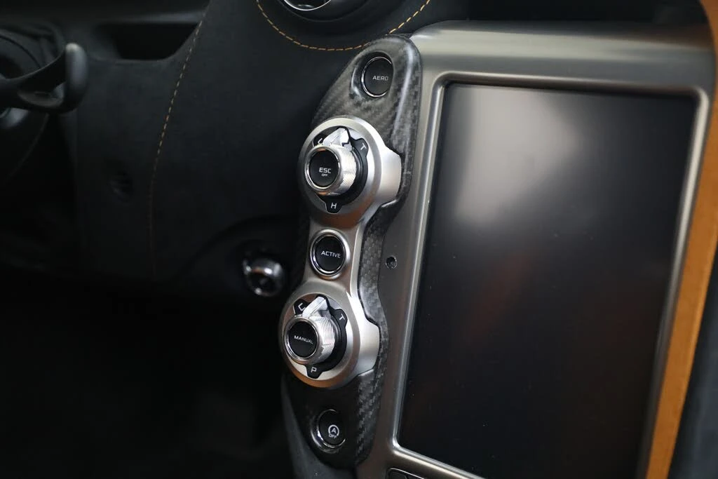 2021 McLaren 720S - Image 27 of 31