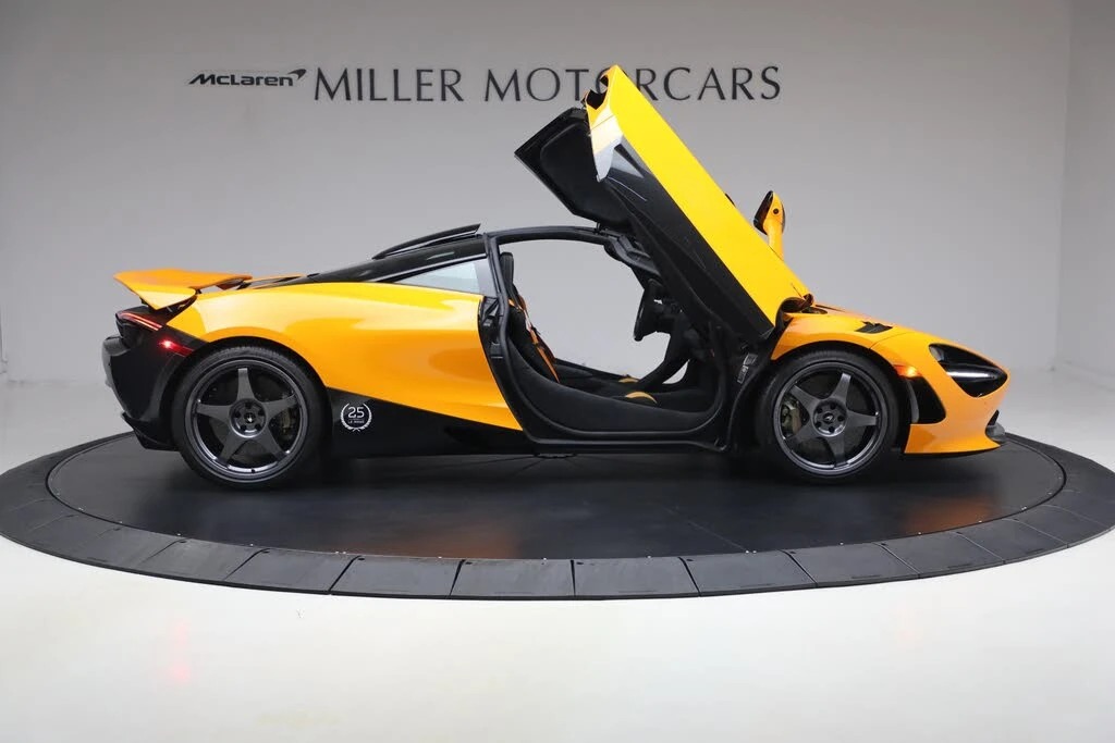 2021 McLaren 720S - Image 18 of 31