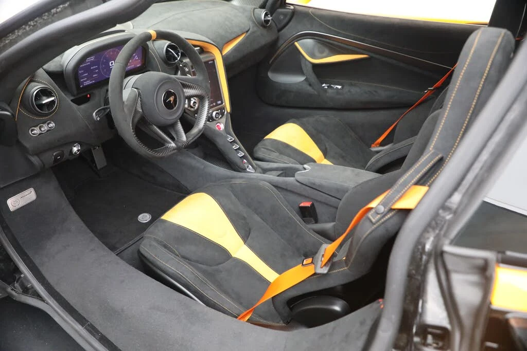 2021 McLaren 720S - Image 22 of 31