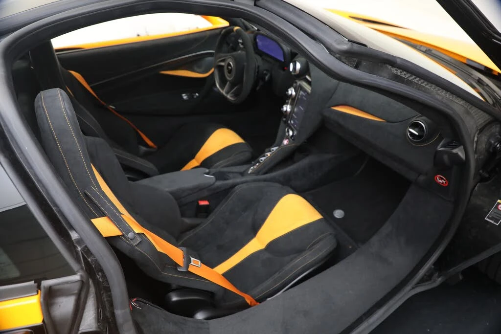 2021 McLaren 720S - Image 25 of 31