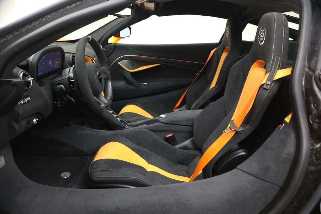 2021 McLaren 720S - Image 21 of 31