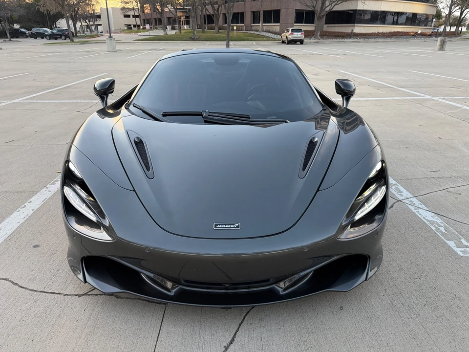 2021 McLaren 720S - Image 2 of 18