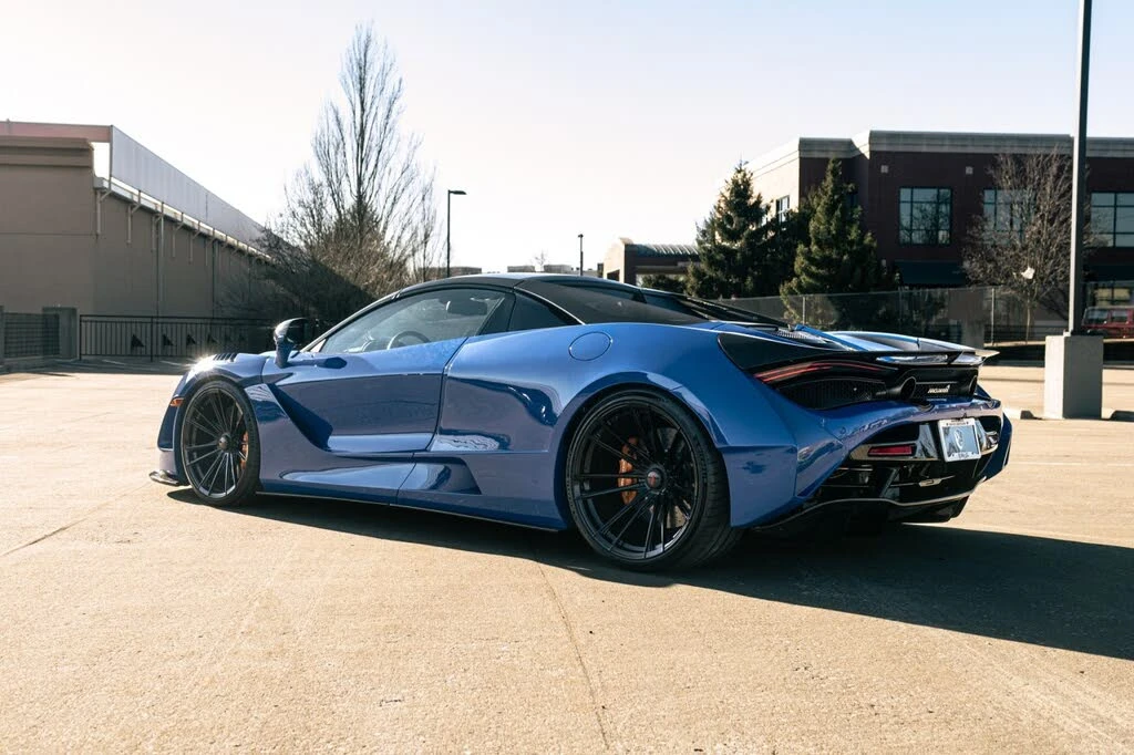 2021 McLaren 720S - Image 2 of 31