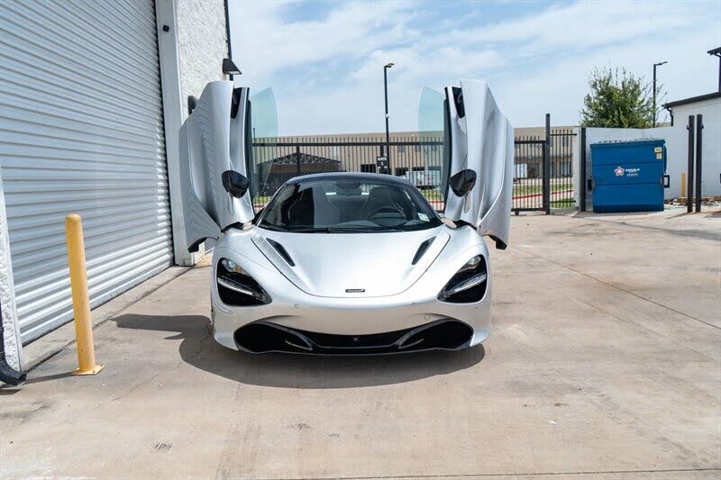 2021 McLaren 720S - Image 30 of 31