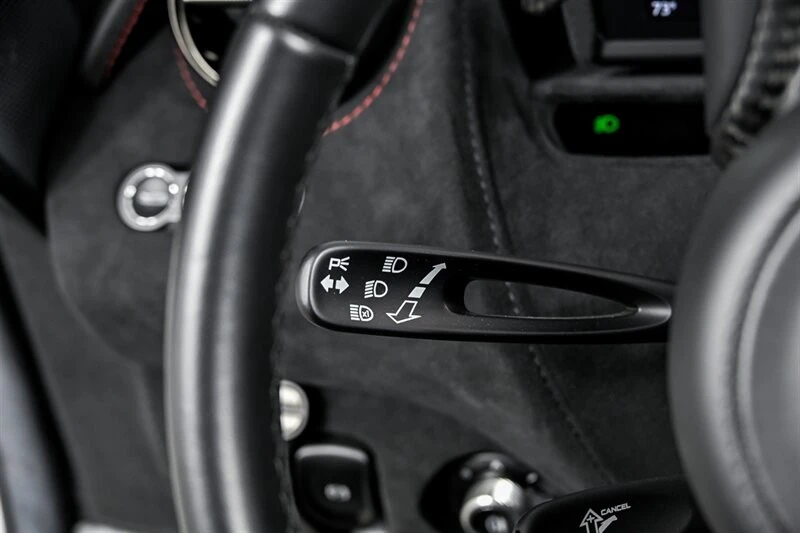 2021 McLaren 720S Spider - Image 28 of 31