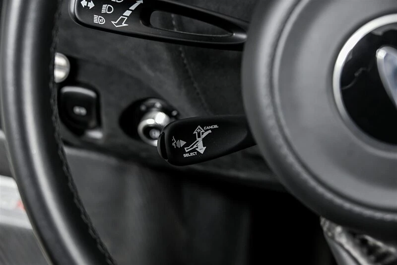 2021 McLaren 720S Spider - Image 29 of 31