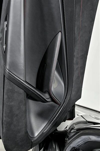 2021 McLaren 720S Spider - Image 19 of 31
