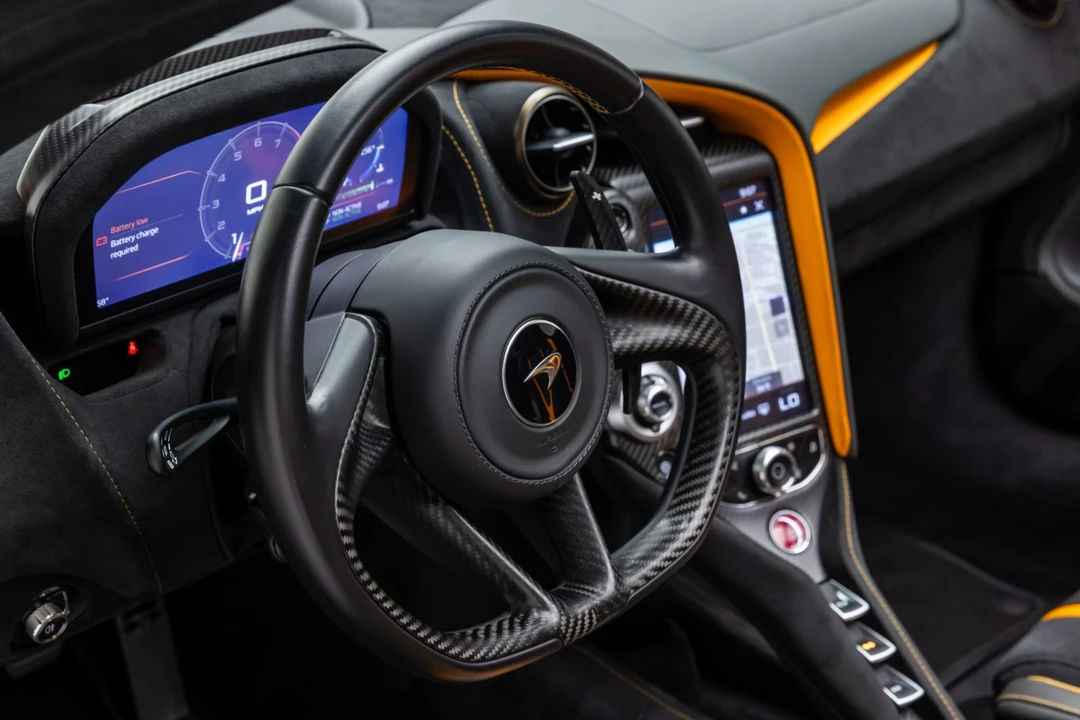 2021 McLaren 720S Spider - Image 5 of 7