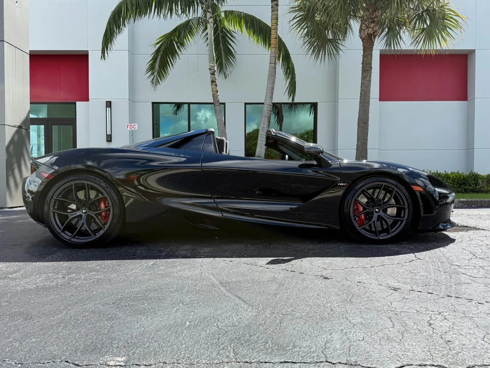 2021 McLaren 720S Spider - Image 3 of 21