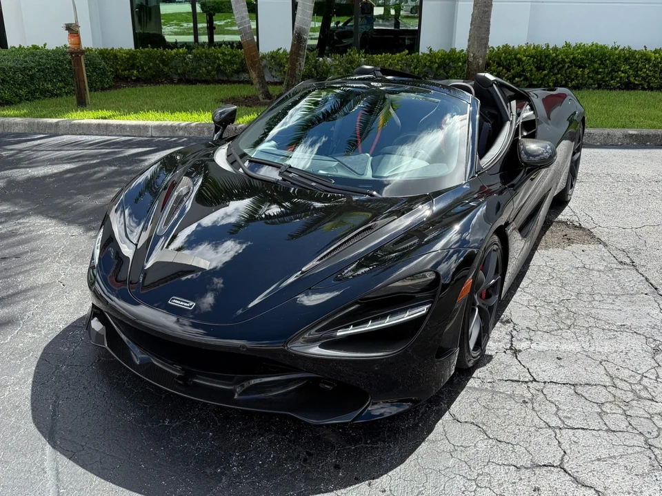 2021 McLaren 720S Spider - Image 10 of 21