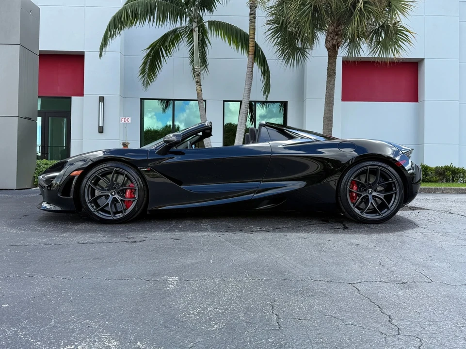 2021 McLaren 720S Spider - Image 12 of 21