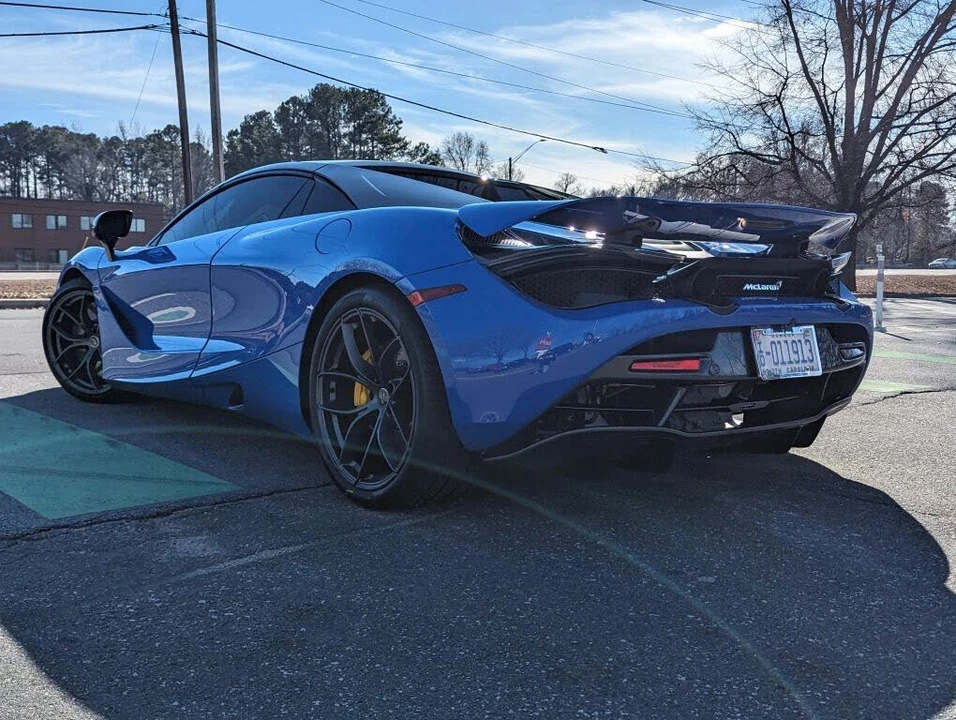 2021 McLaren 720S Spider - Image 7 of 31