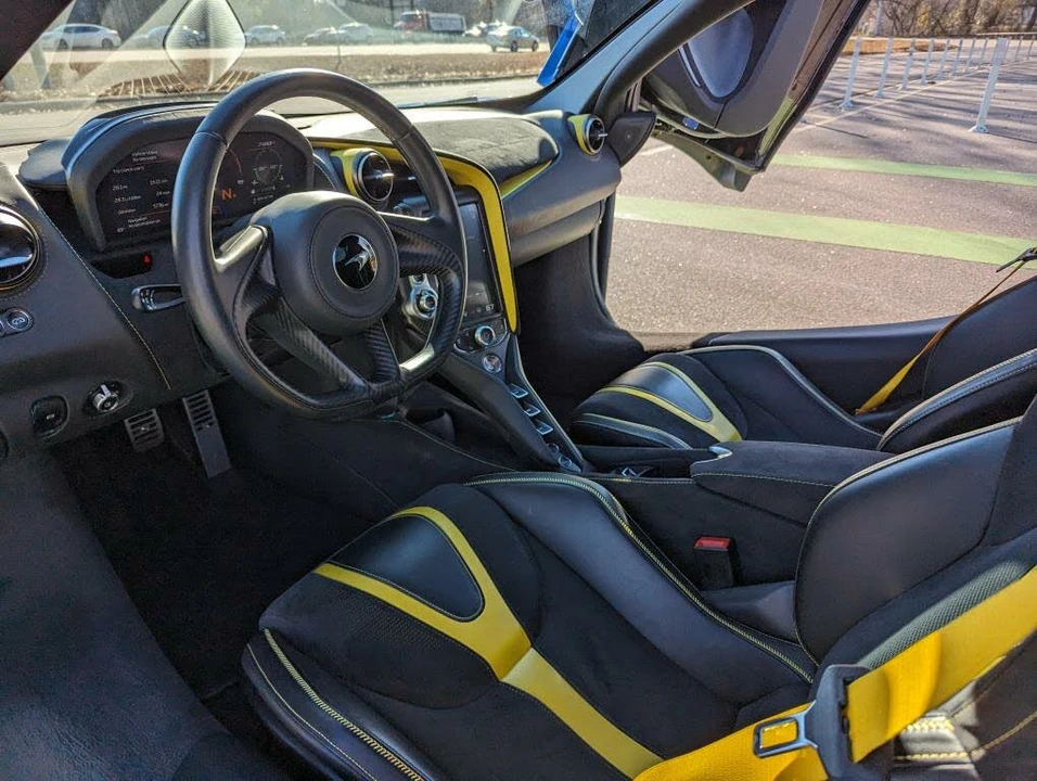 2021 McLaren 720S Spider - Image 30 of 31
