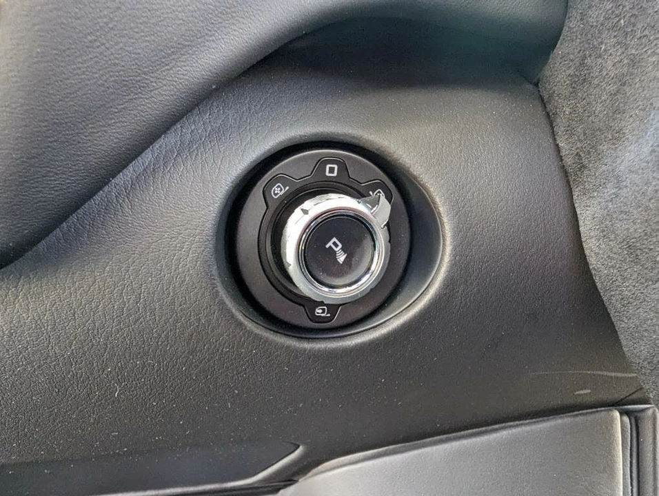 2021 McLaren 720S Spider - Image 25 of 31
